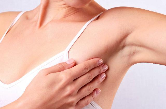 6 ALIMENTS A EVITER POUR LE RISQUE DU CANCER DU SEIN