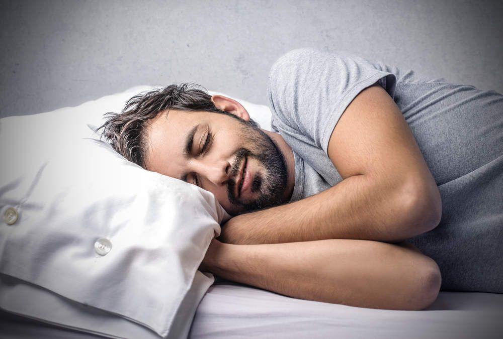 Ob c39878 homme qui dort